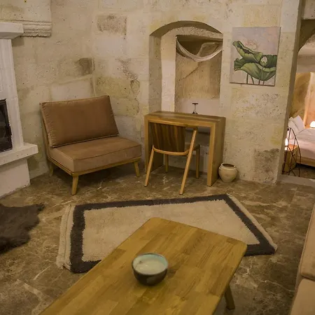 Hotel Agarta Cave 2*