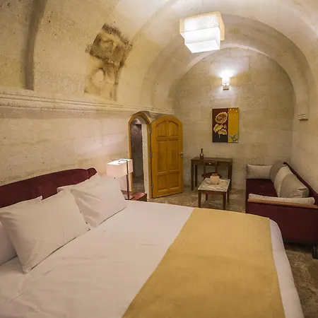 Agarta Cave Hotel 2*